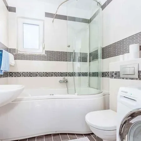 Apartment In Crikvenica 5621
