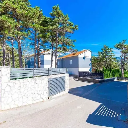 Apartment In Crikvenica 5621