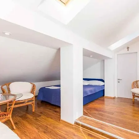 Apartment In Crikvenica 5621